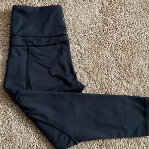 ZYIA Black Pocket Light n Tight Hi Rise Capri 20”